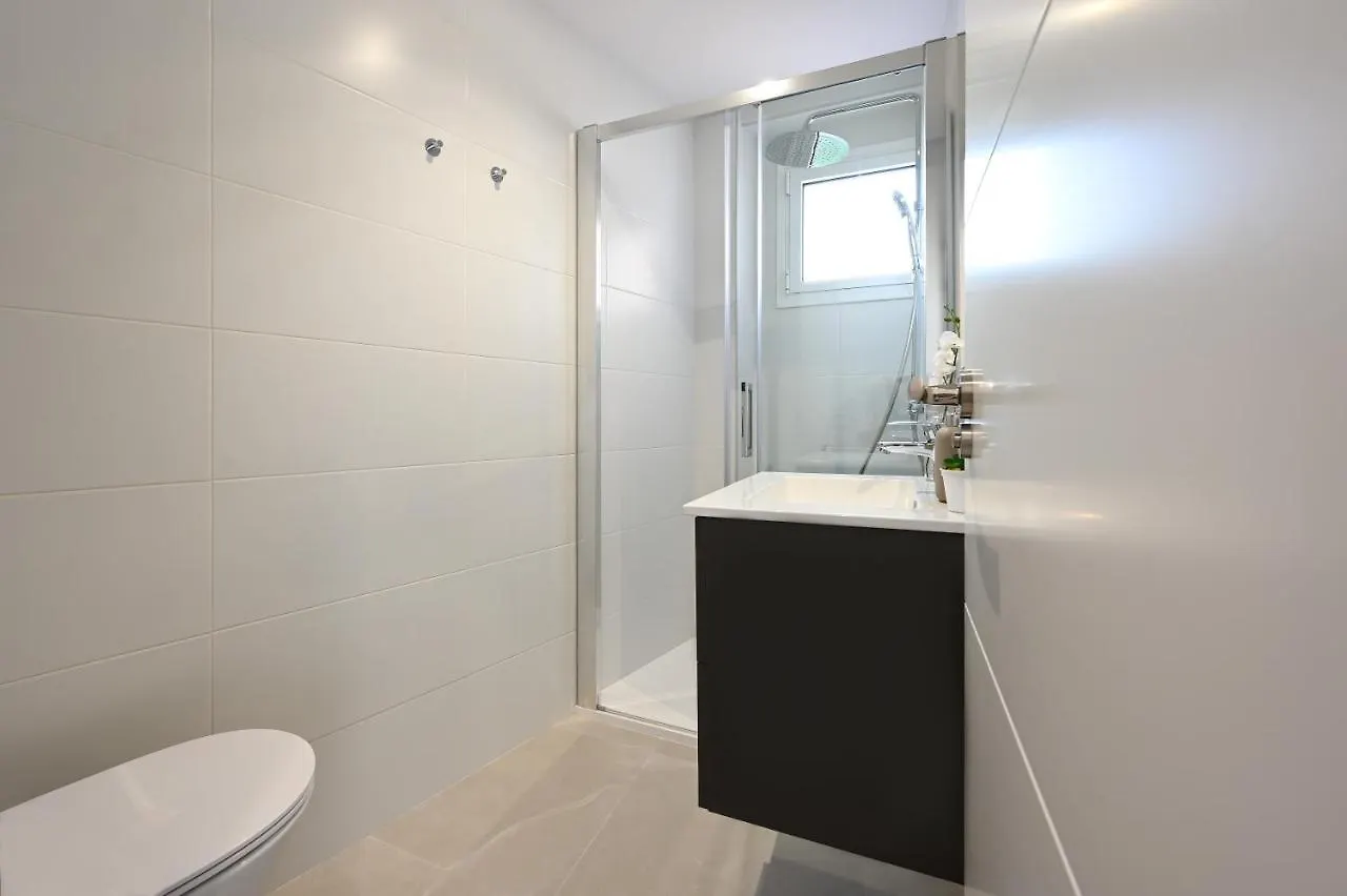 New 2 Bedroom Beach And City Center - Ruiz Vertedor By 10Tosea Fuengirola Apartment